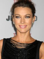 Natalie Zea photo