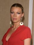 Natalie Zea