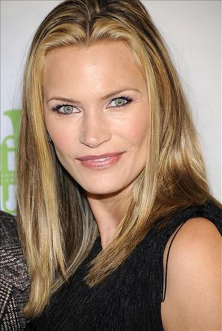 Natasha Henstridge