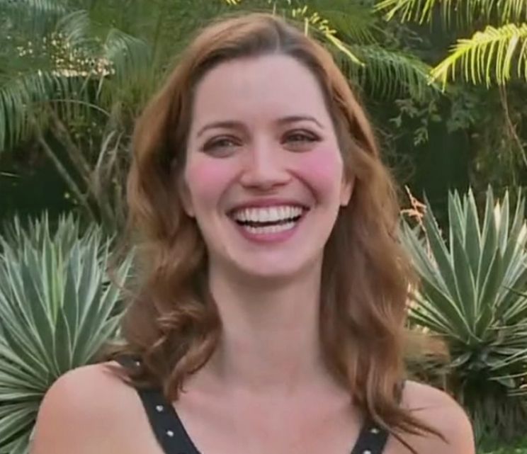 Nathalia Dill