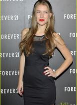 Nathalia Ramos #544827 picture (Portrait Medium)