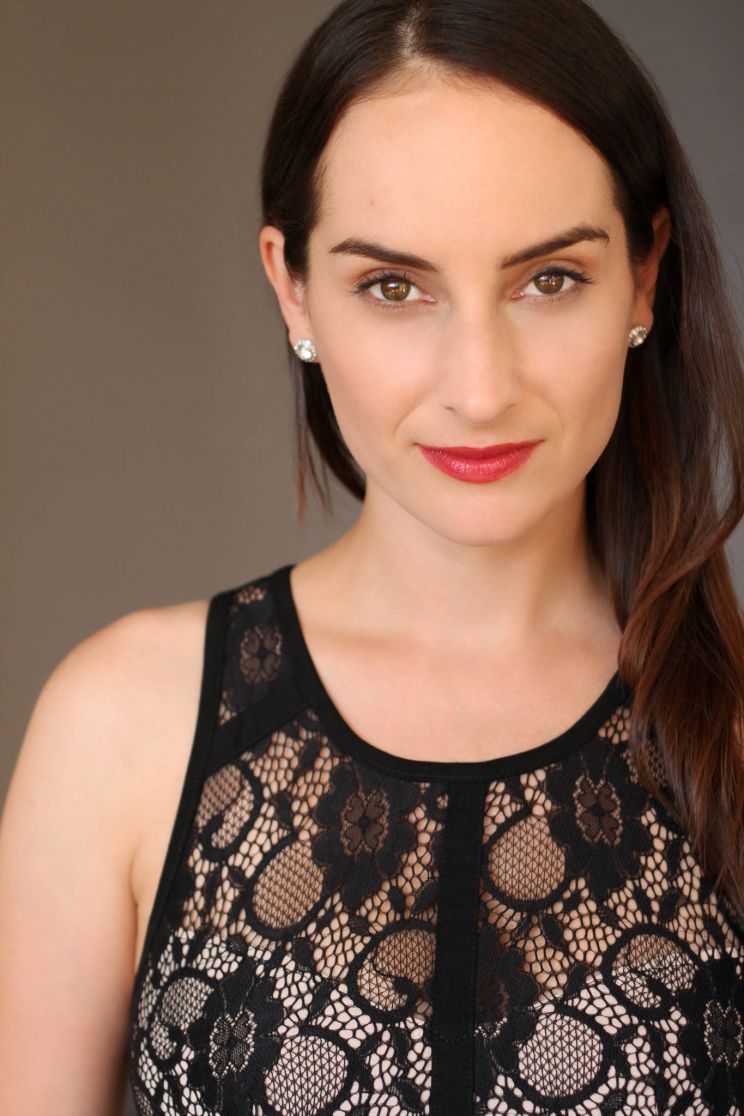 Nathalie Antonia