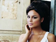 Nathalie Kelley