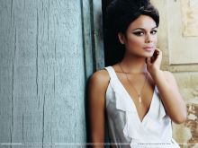 Nathalie Kelley
