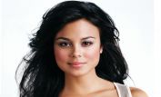 Nathalie Kelley