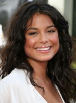 Nathalie Kelley