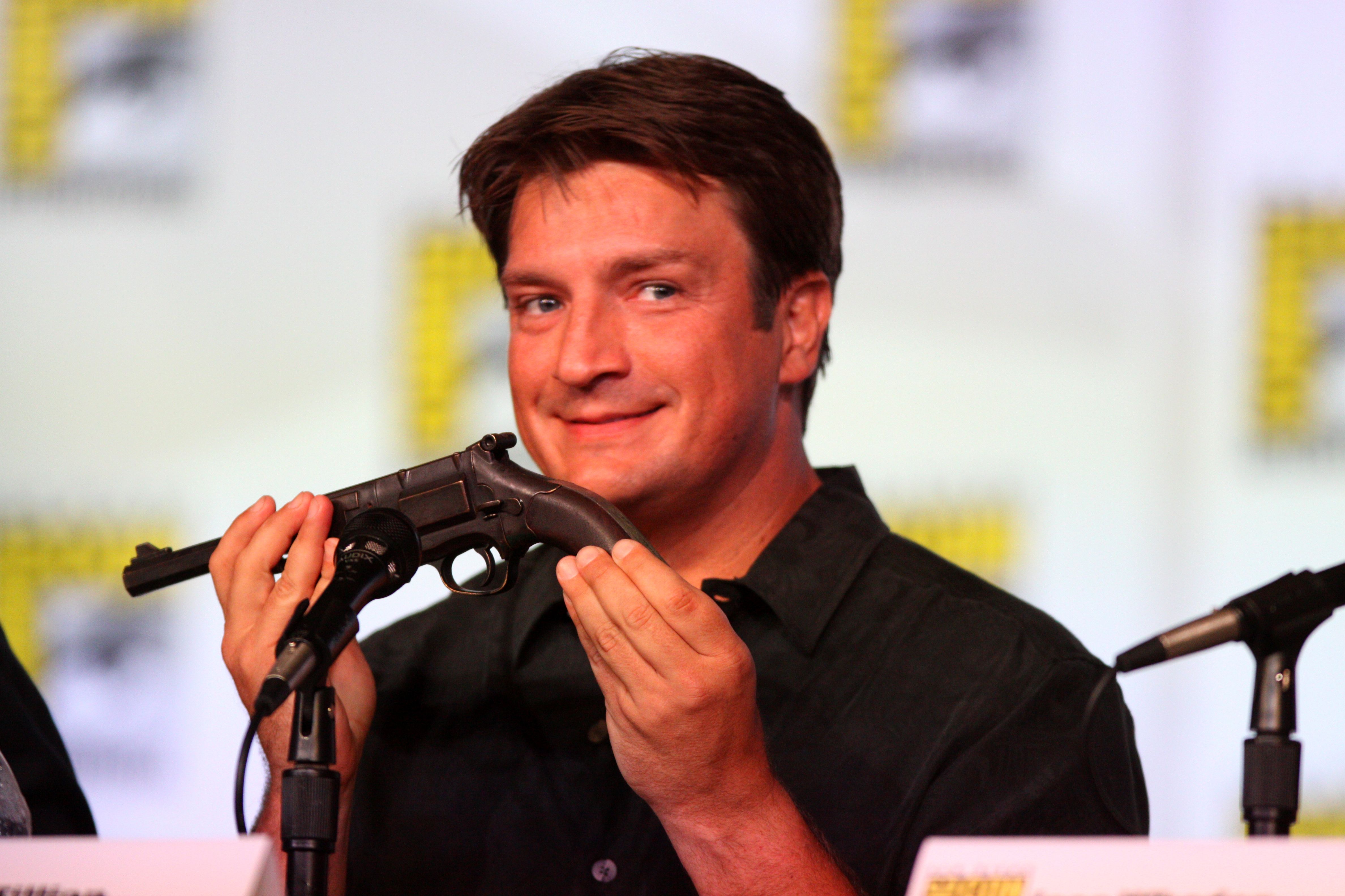 Pictures of Nathan Fillion