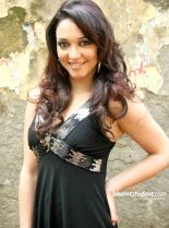 Nauheed Cyrusi #3690348 picture (Portrait Medium)