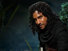 Naveen Andrews