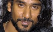 Naveen Andrews