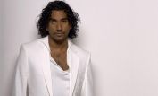 Naveen Andrews