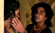 Naveen Andrews