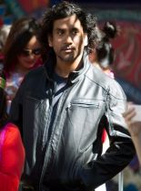 Naveen Andrews