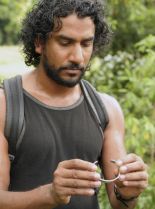 Naveen Andrews