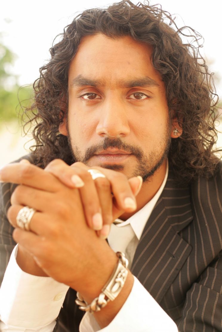 Naveen Andrews