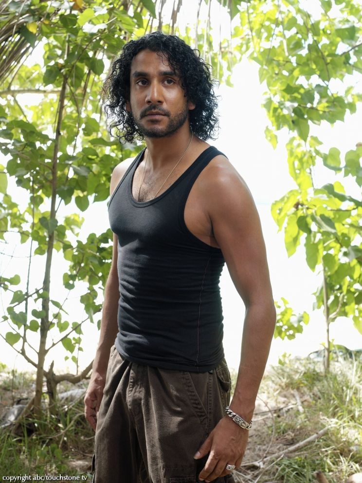 Naveen Andrews