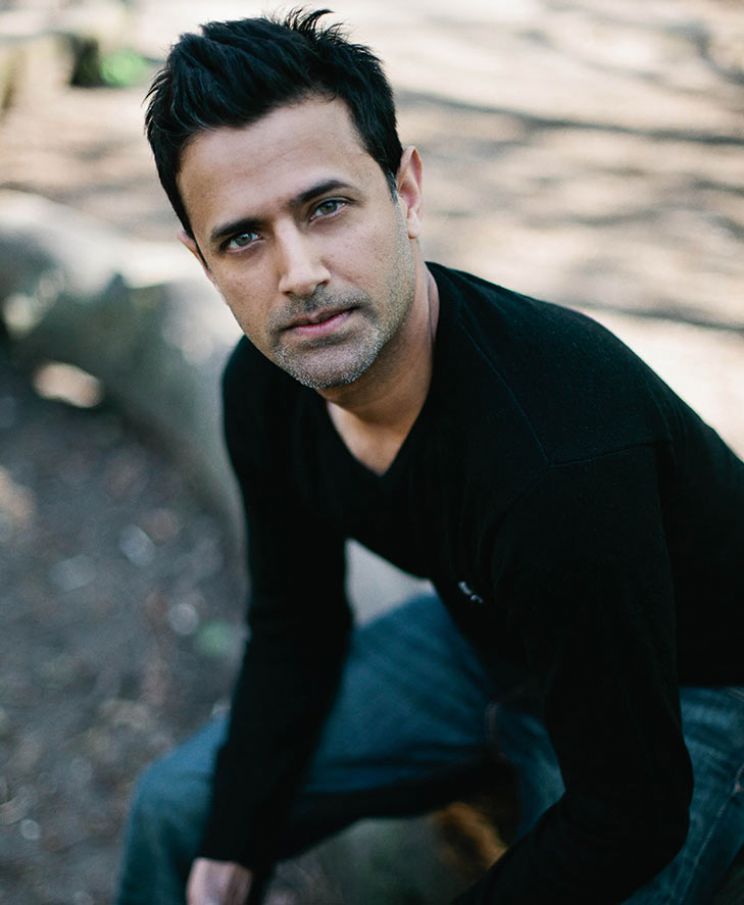 Navin Chowdhry