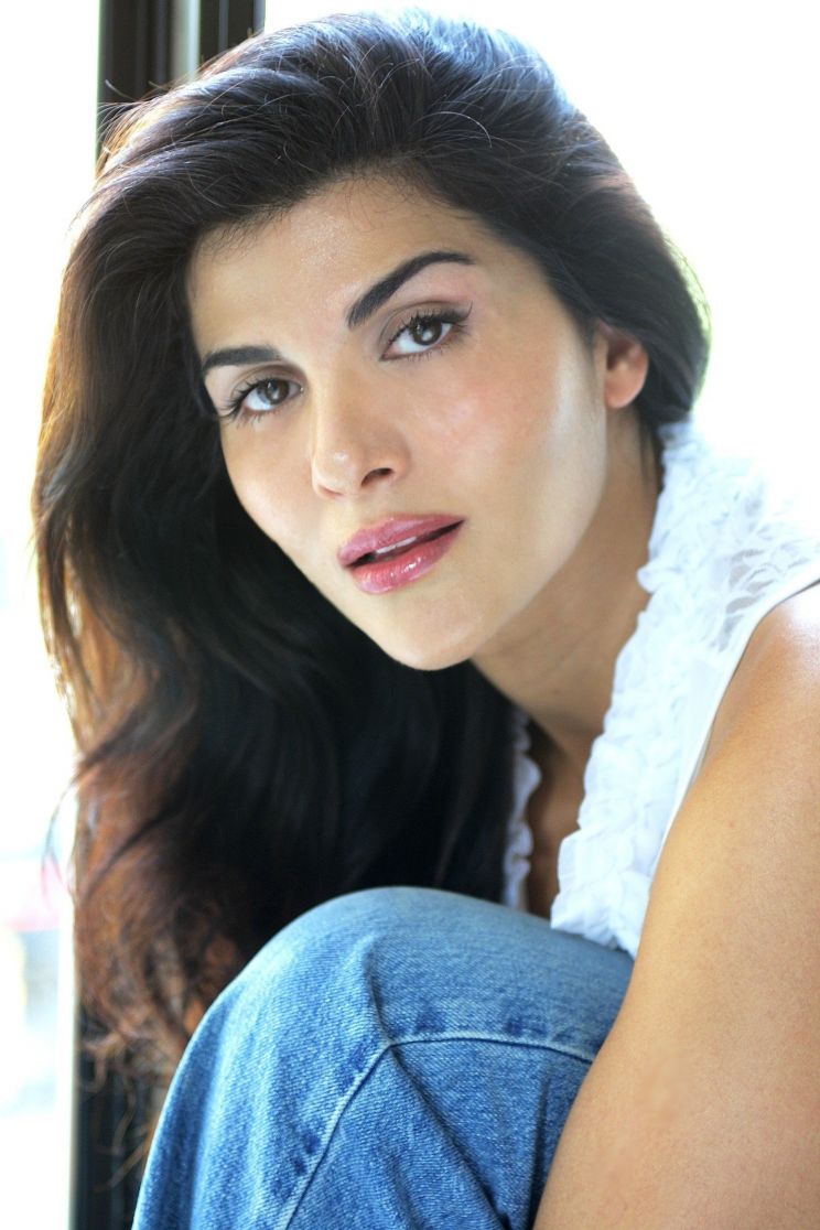 Nazanin Homa