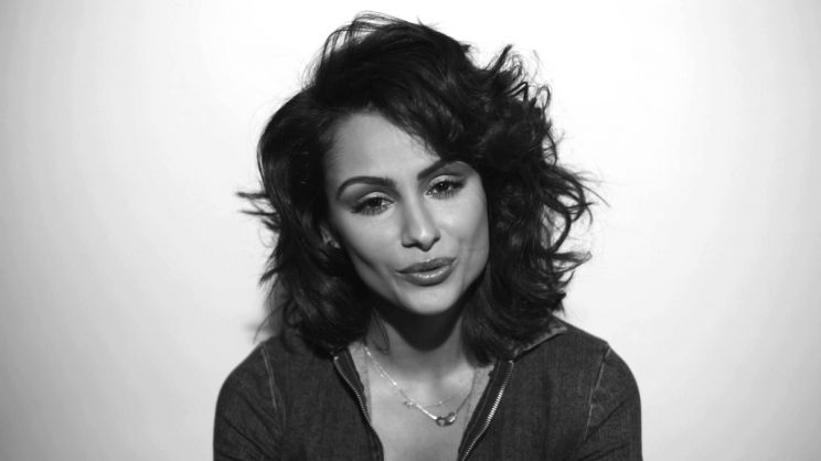 Nazanin Mandi