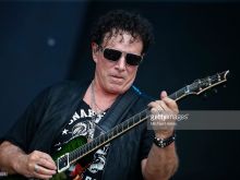 Neal Schon