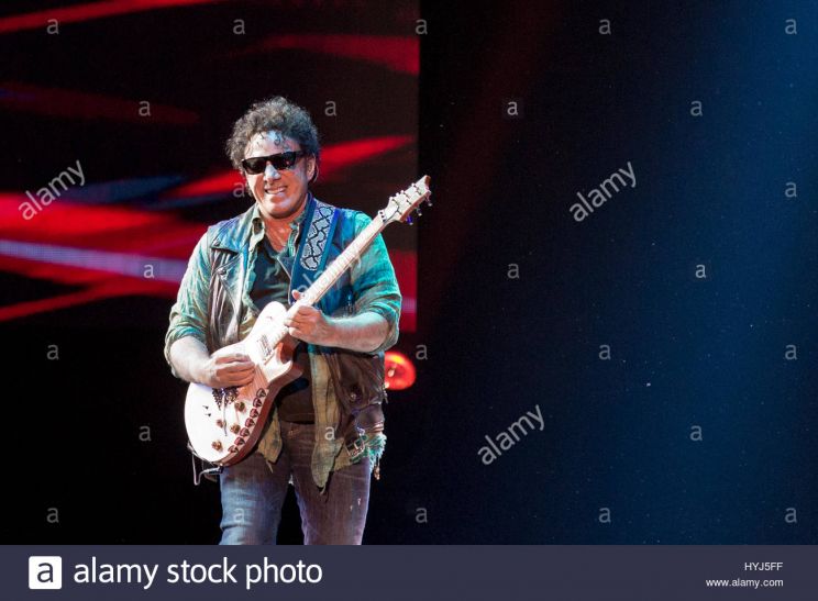 Neal Schon