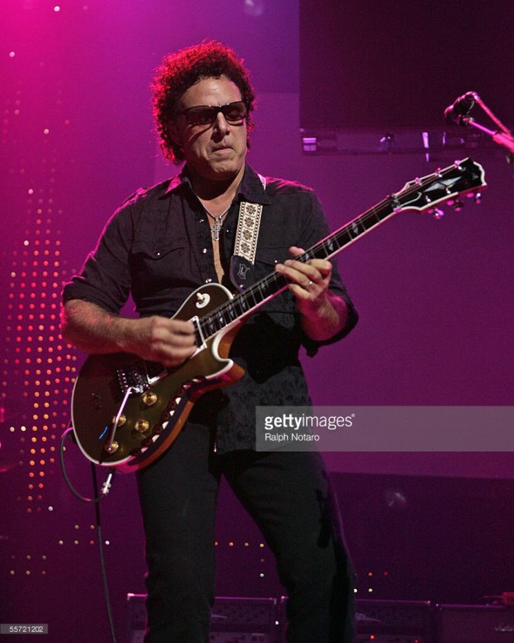 Neal Schon