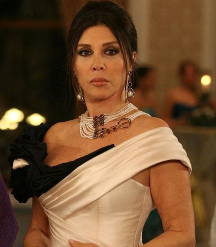 Nebahat Çehre