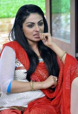 Neeru Bajwa