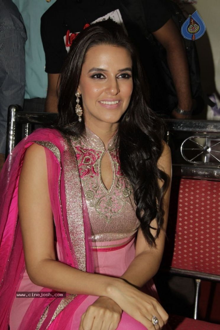 Neha Dhupia