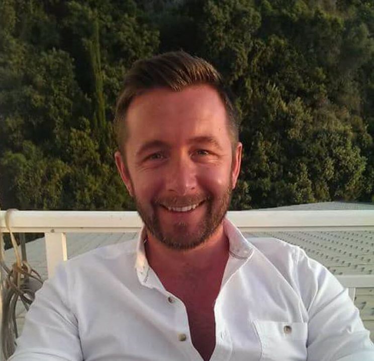 Neil Cross