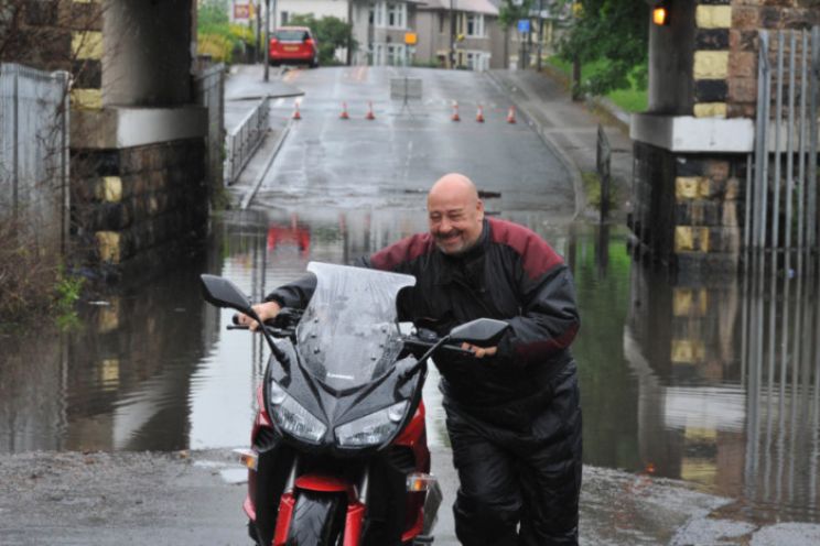 Neil Cross