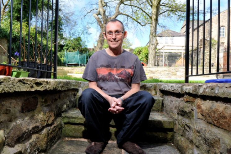 Neil Cross