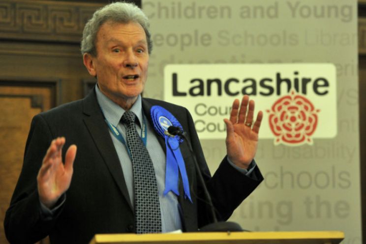 Neil Cross