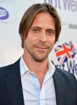 Neil Newbon