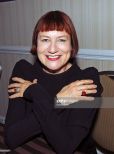 Nell Campbell