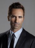 Nestor Carbonell