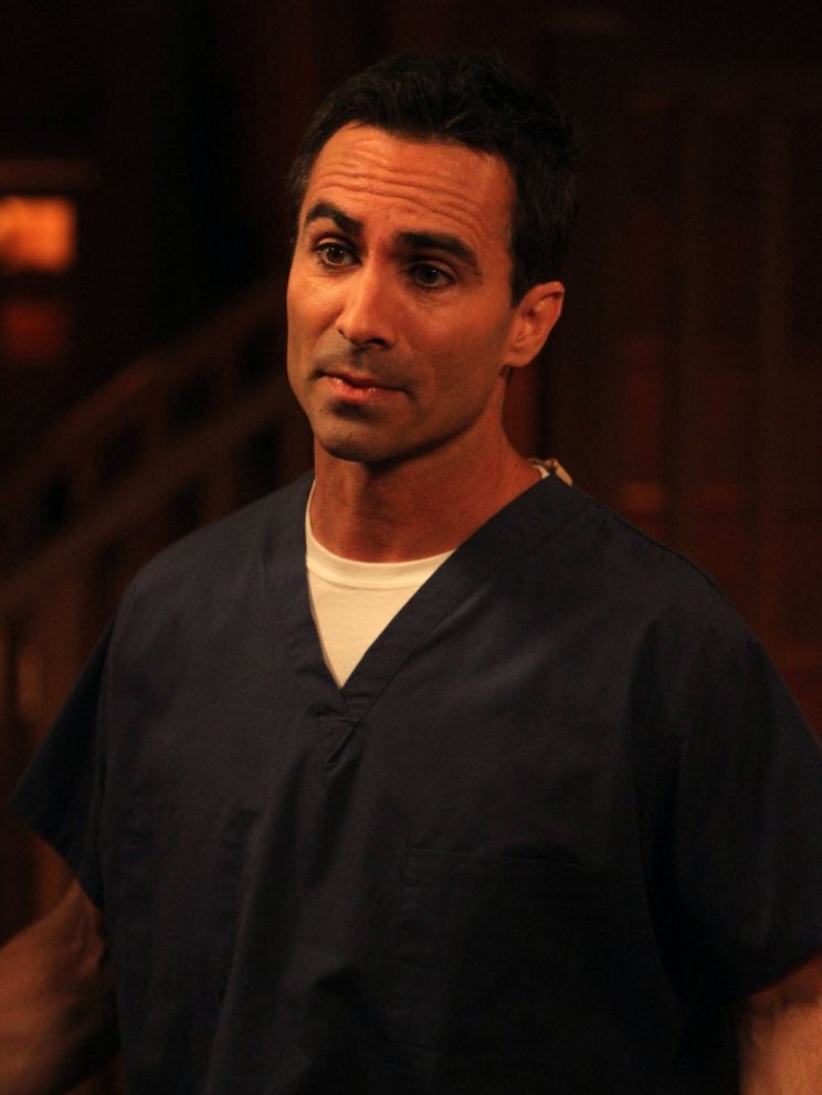 Nestor Carbonell