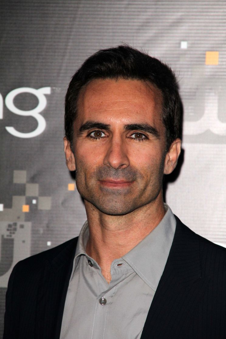 Nestor Carbonell