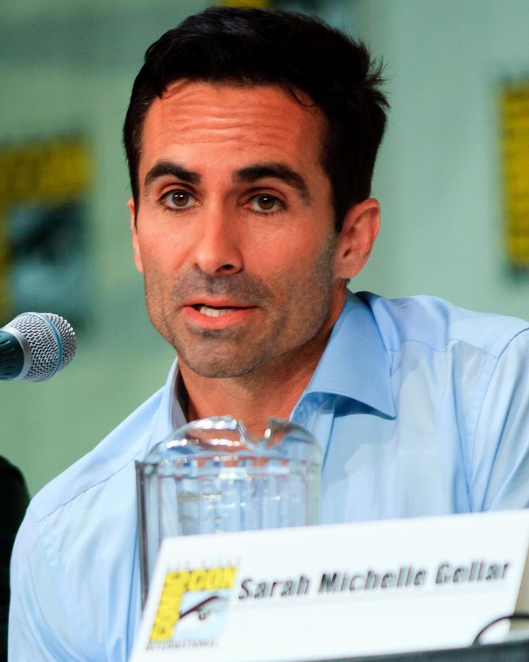 Nestor Carbonell