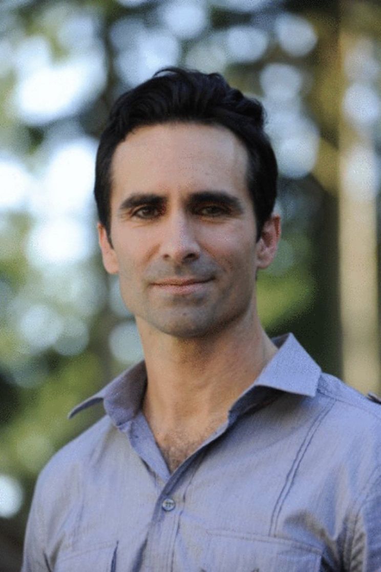 Nestor Carbonell