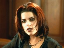 Neve Campbell