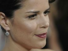 Neve Campbell