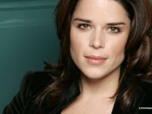 Neve Campbell