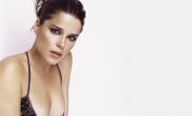 Neve Campbell