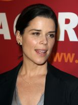 Neve Campbell