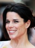 Neve Campbell