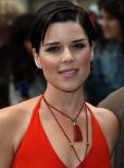 Neve Campbell