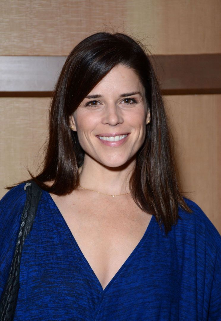 Neve Campbell