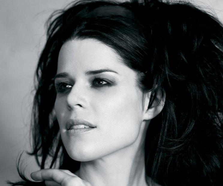 Neve Campbell