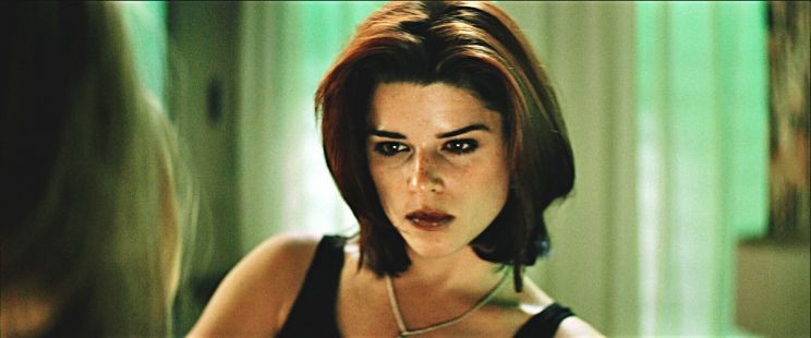 Neve Campbell